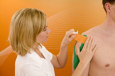 Medicross-Zentrum Orthopädie Sportorthopädie Unfallchirurgie Chirurgie Neckarsulm Knie Gelenk Taping Kinesio Kinesiotaping